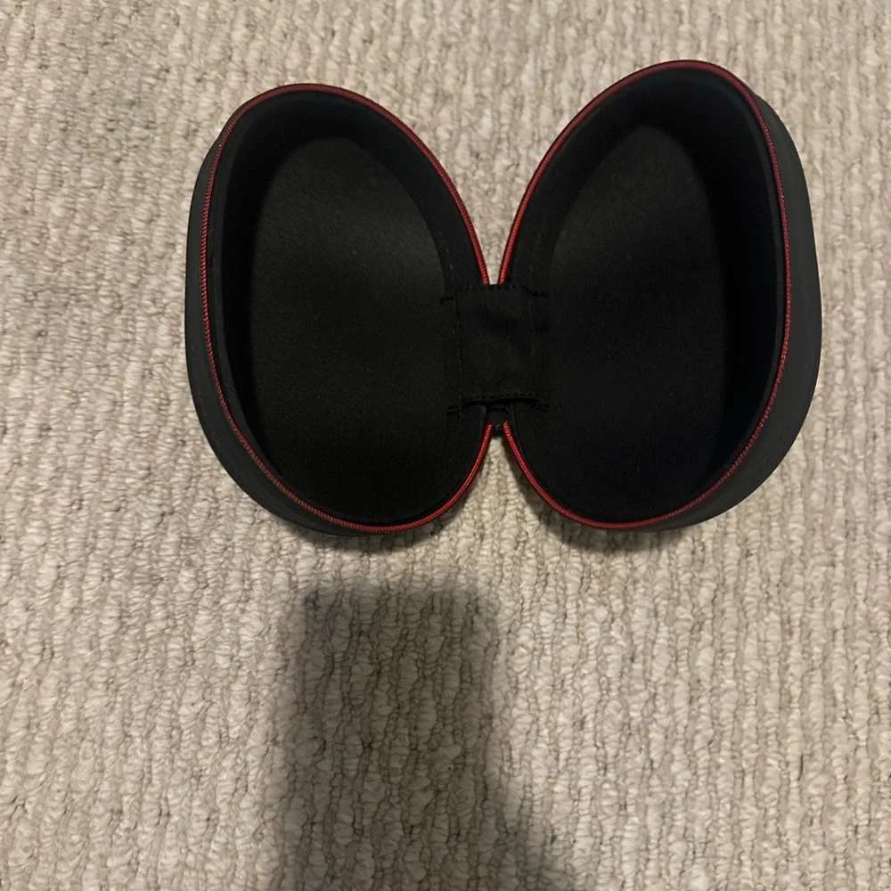 Beats by Dre White and Gold Headphones with Black Case